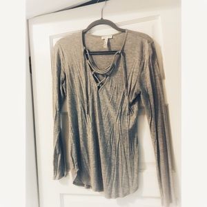 Long sleeve cross cross shirt